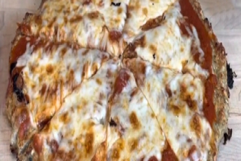 Low Carb 'Chicken Parm Pizza' Video Demo